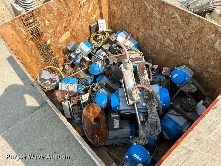 image for item MC9947 Jamesbury actuators