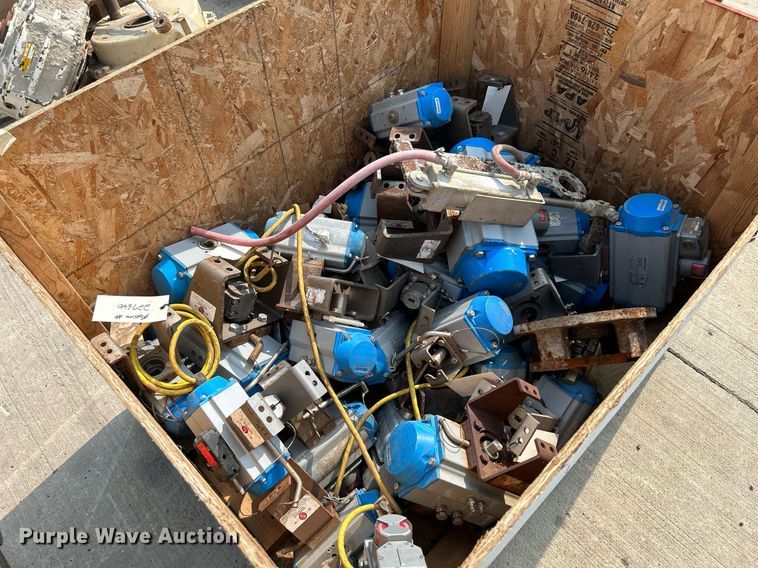 image for item MC9947 Jamesbury actuators