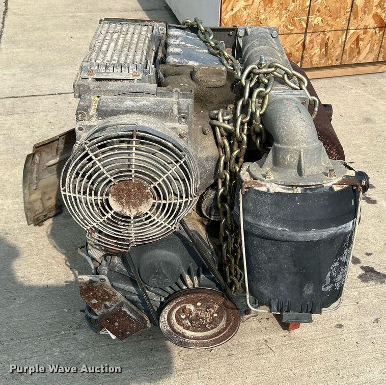 image for item MC9948 Deutz F3L1011  engine