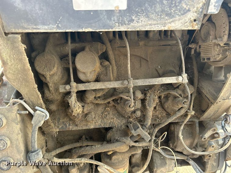 image for item MC9948 Deutz F3L1011  engine