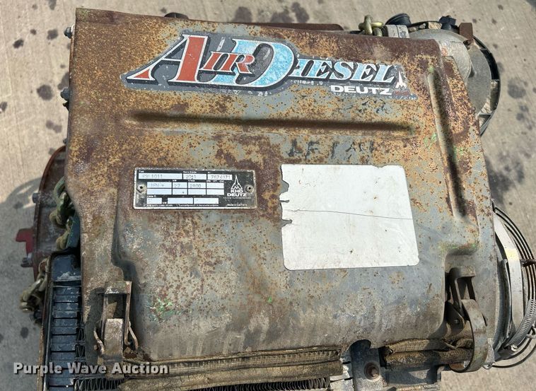 image for item MC9948 Deutz F3L1011  engine