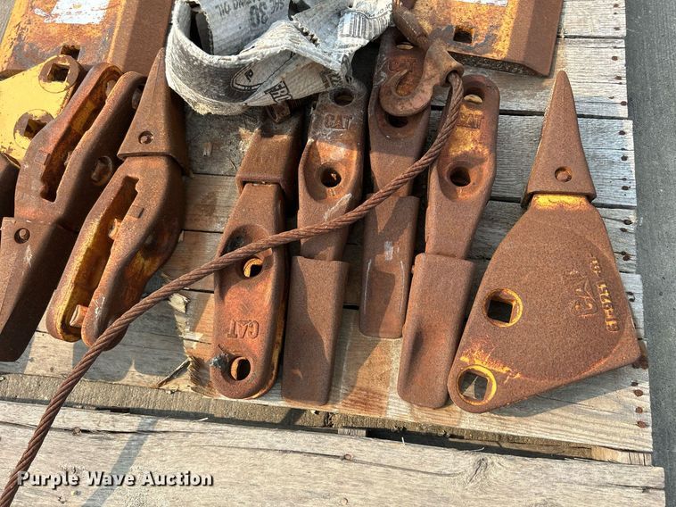 image for item MC9957 Wheel loader bucket parts