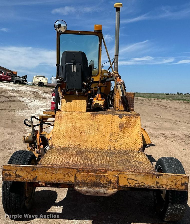 image for item NY9032 1974 Broce  broom