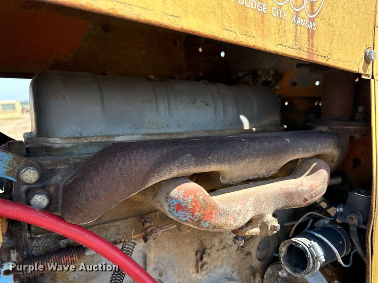 image for item NY9032 1974 Broce  broom