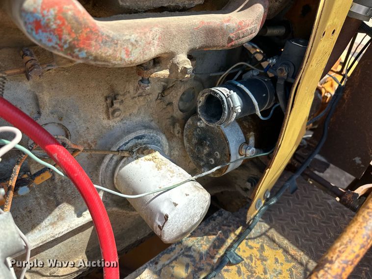 image for item NY9032 1974 Broce  broom