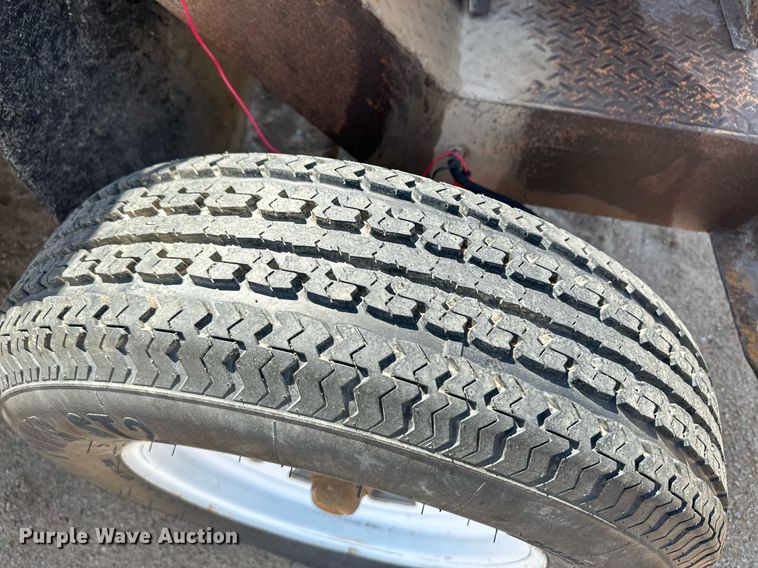 image for item NY9032 1974 Broce  broom