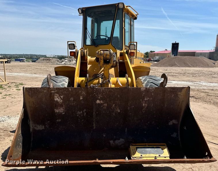 image for item NY9033 1990 John Deere 544E  wheel loader