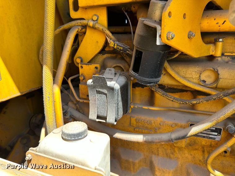 image for item NY9033 1990 John Deere 544E  wheel loader