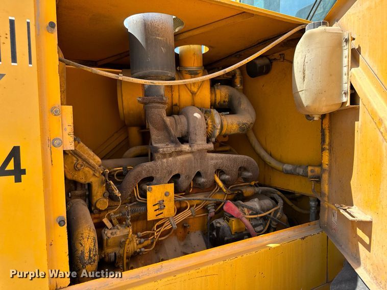 image for item NY9033 1990 John Deere 544E  wheel loader