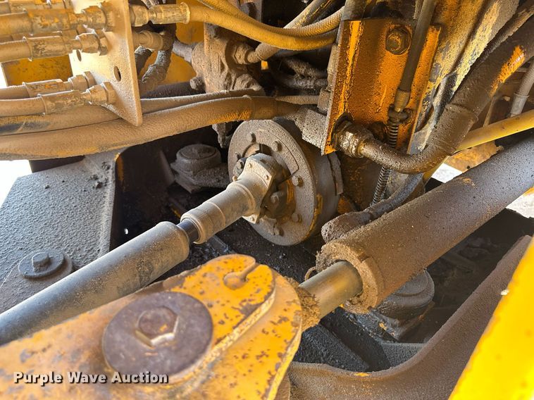 image for item NY9033 1990 John Deere 544E  wheel loader