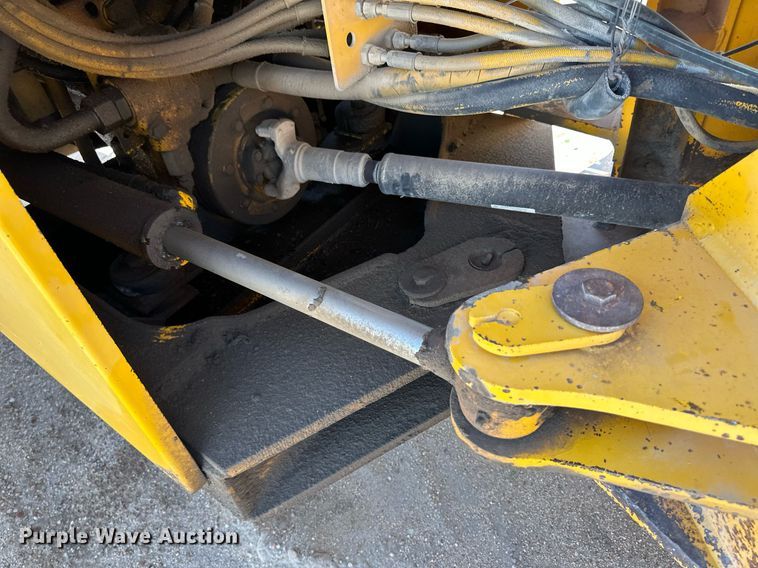 image for item NY9033 1990 John Deere 544E  wheel loader