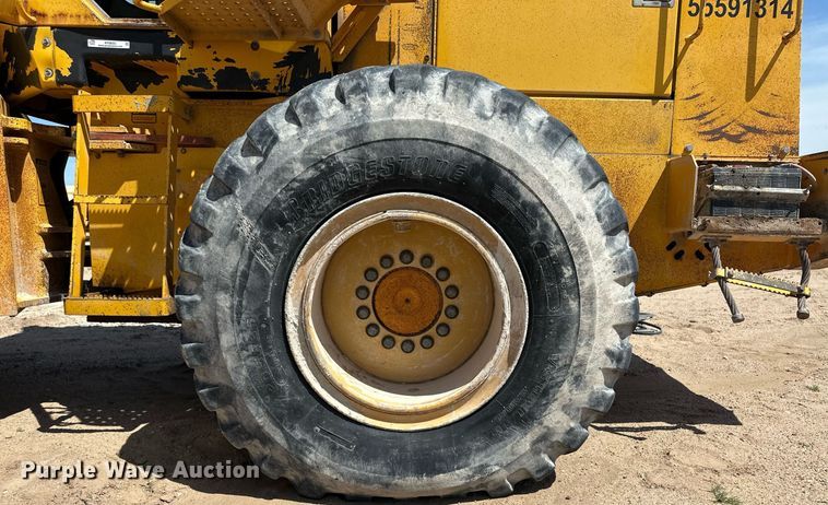 image for item NY9033 1990 John Deere 544E  wheel loader