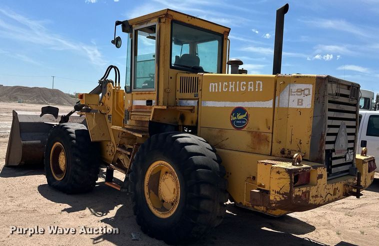 image for item NY9034 1992 Michigan L90  wheel loader