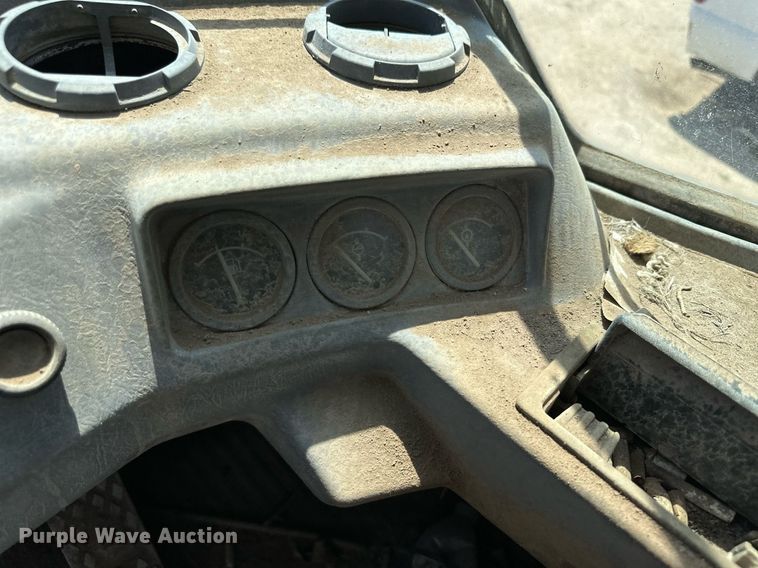 image for item NY9034 1992 Michigan L90  wheel loader