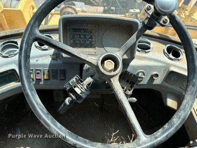 image for item NY9034 1992 Michigan L90  wheel loader