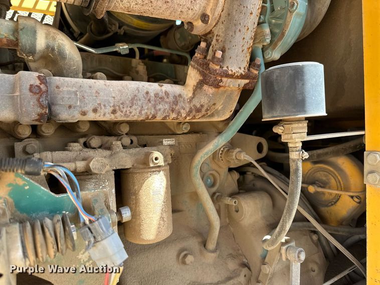 image for item NY9034 1992 Michigan L90  wheel loader