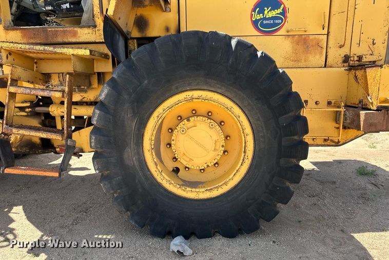 image for item NY9034 1992 Michigan L90  wheel loader