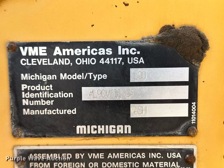image for item NY9034 1992 Michigan L90  wheel loader