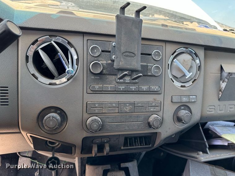 image for item NY9035 2012 Ford F250 Super Duty XLT  SuperCab pickup truck