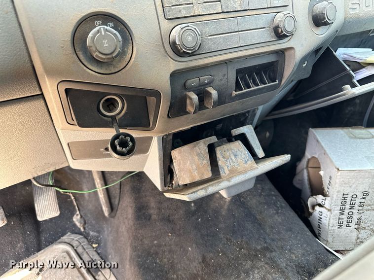 image for item NY9035 2012 Ford F250 Super Duty XLT  SuperCab pickup truck