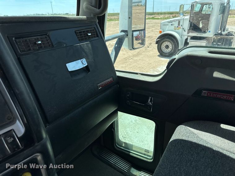 image for item NY9036 2008 Kenworth W900  ready mix truck