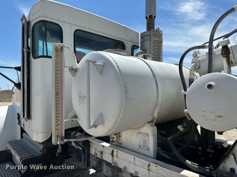 image for item NY9036 2008 Kenworth W900  ready mix truck