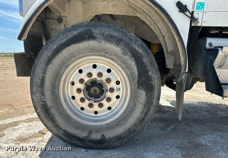 image for item NY9036 2008 Kenworth W900  ready mix truck