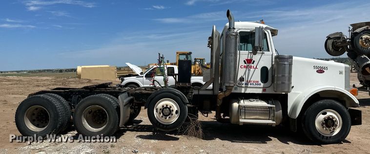 image for item NY9037 1996 Peterbilt  semi truck