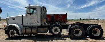image for item NY9037 1996 Peterbilt  semi truck