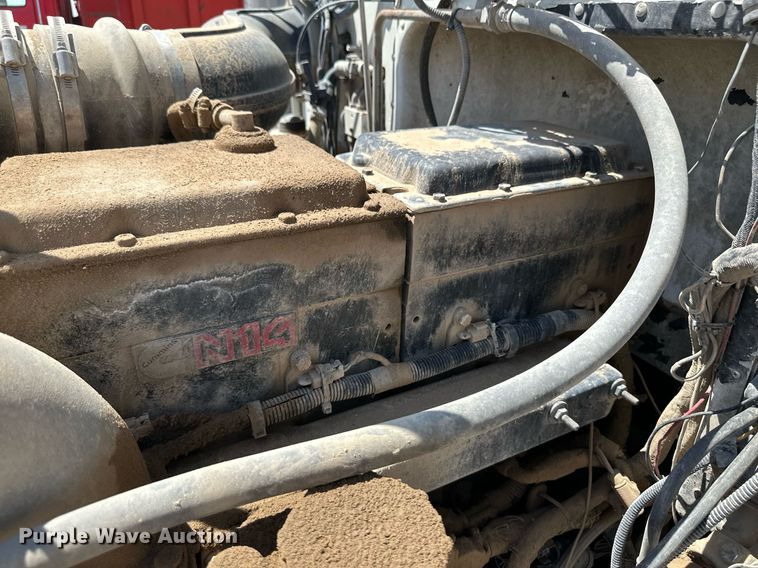 image for item NY9037 1996 Peterbilt  semi truck