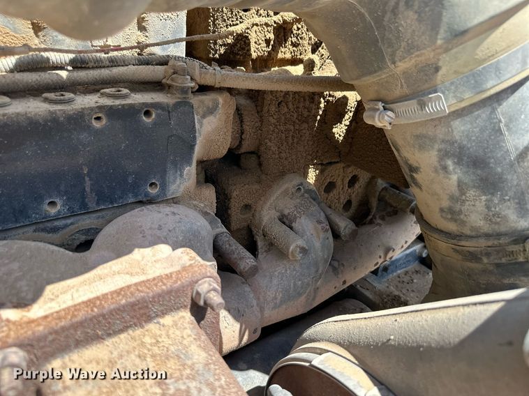 image for item NY9037 1996 Peterbilt  semi truck