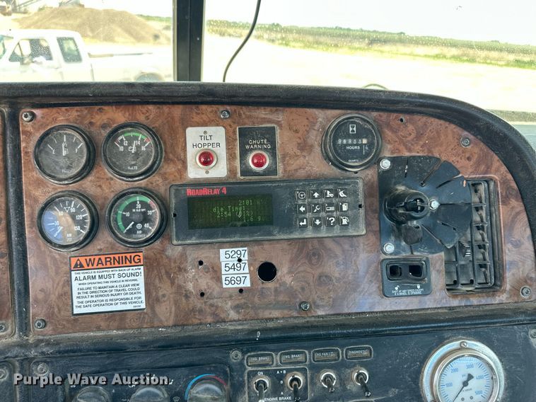 image for item NY9038 2003 Peterbilt 357  ready mix truck