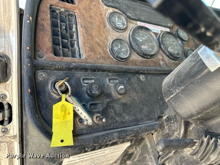 image for item NY9038 2003 Peterbilt 357  ready mix truck