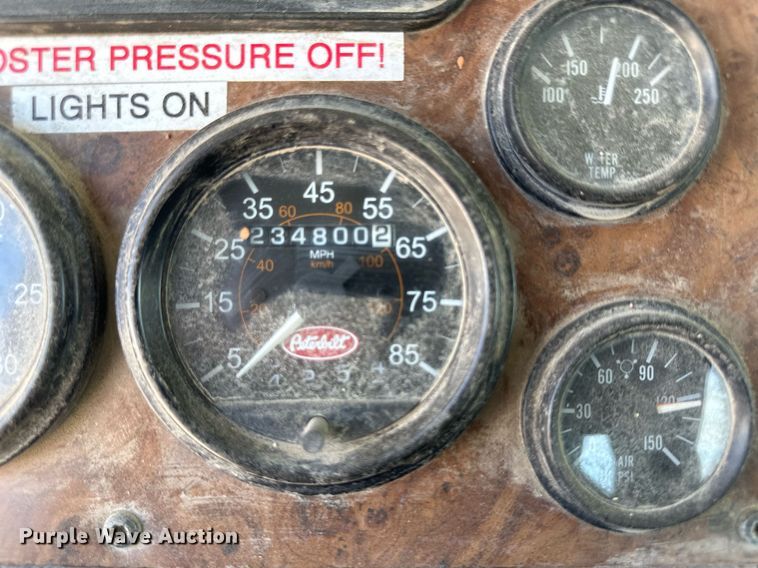 image for item NY9038 2003 Peterbilt 357  ready mix truck