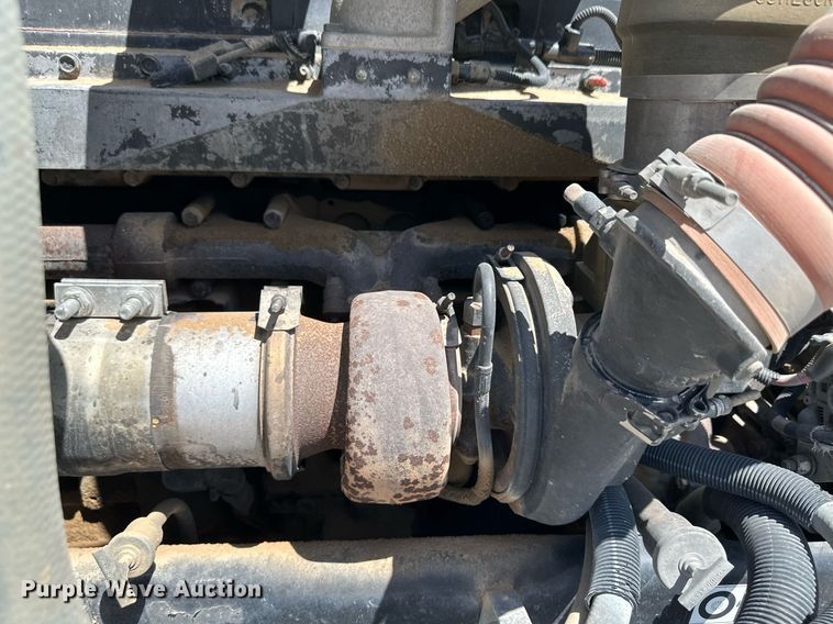 image for item NY9038 2003 Peterbilt 357  ready mix truck