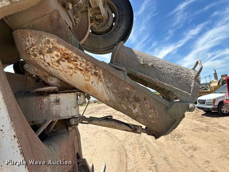 image for item NY9038 2003 Peterbilt 357  ready mix truck