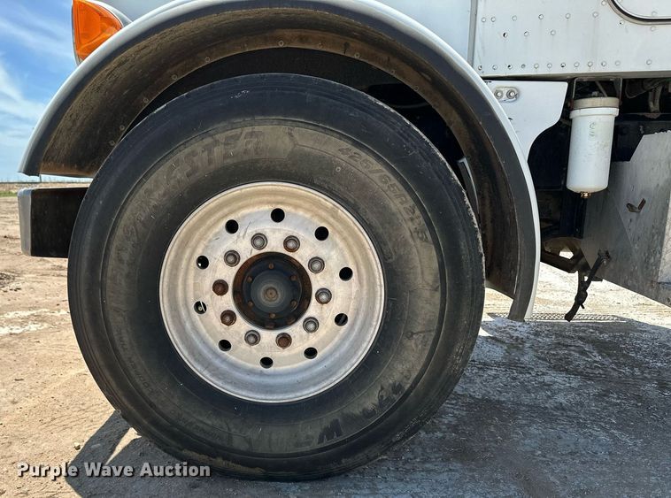 image for item NY9038 2003 Peterbilt 357  ready mix truck