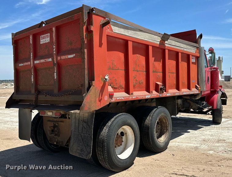 image for item NY9039 2000 Western Star 4800  dump truck