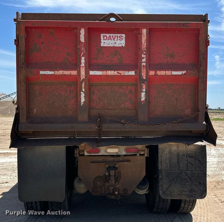image for item NY9039 2000 Western Star 4800  dump truck