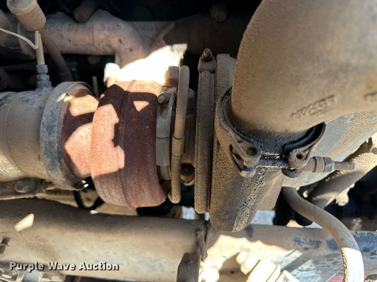 image for item NY9039 2000 Western Star 4800  dump truck