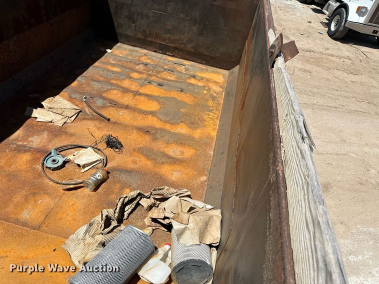 image for item NY9039 2000 Western Star 4800  dump truck