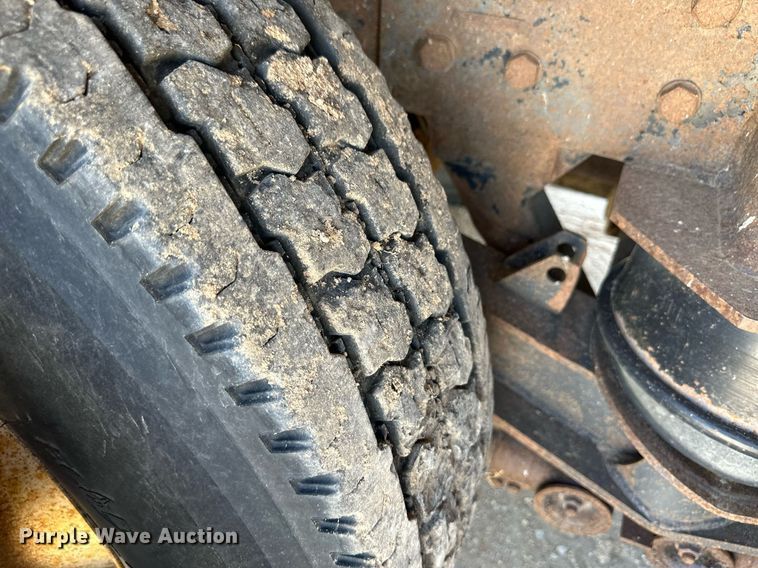 image for item NY9039 2000 Western Star 4800  dump truck