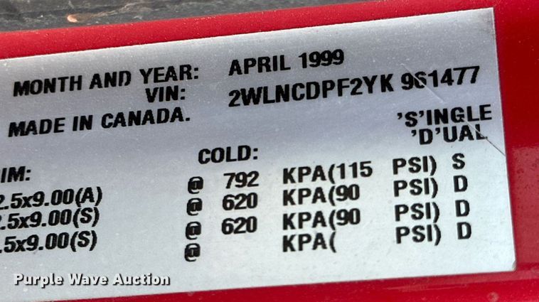 image for item NY9039 2000 Western Star 4800  dump truck