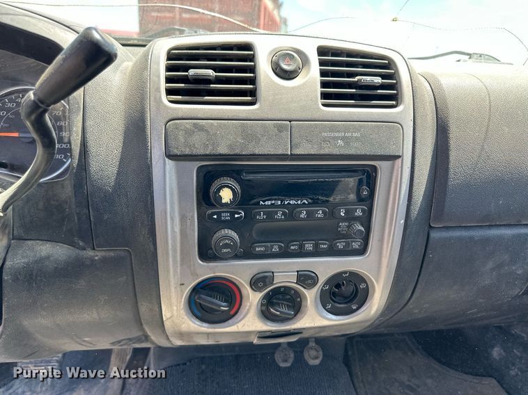 image for item NY9040 2008 GMC Canyon  Crew Cab pickup truck