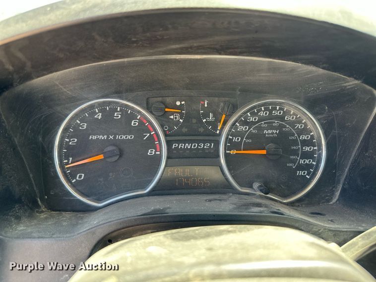 image for item NY9040 2008 GMC Canyon  Crew Cab pickup truck