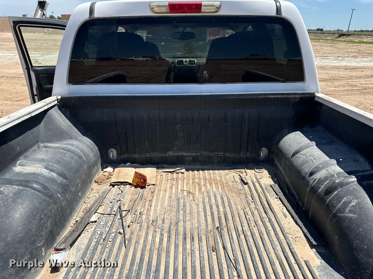 image for item NY9040 2008 GMC Canyon  Crew Cab pickup truck