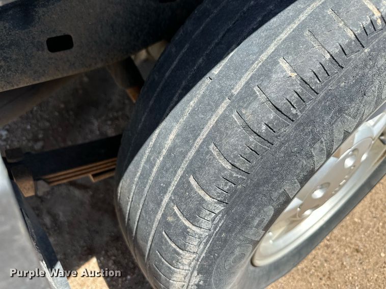 image for item NY9040 2008 GMC Canyon  Crew Cab pickup truck