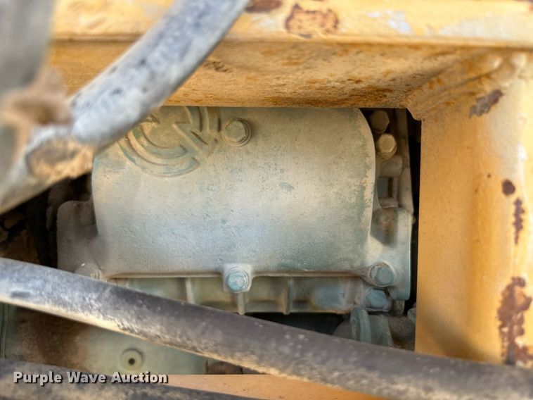 image for item NY9041 Easi-pour  curb machine