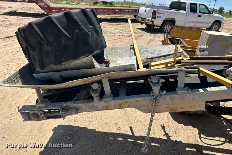 image for item NY9041 Easi-pour  curb machine