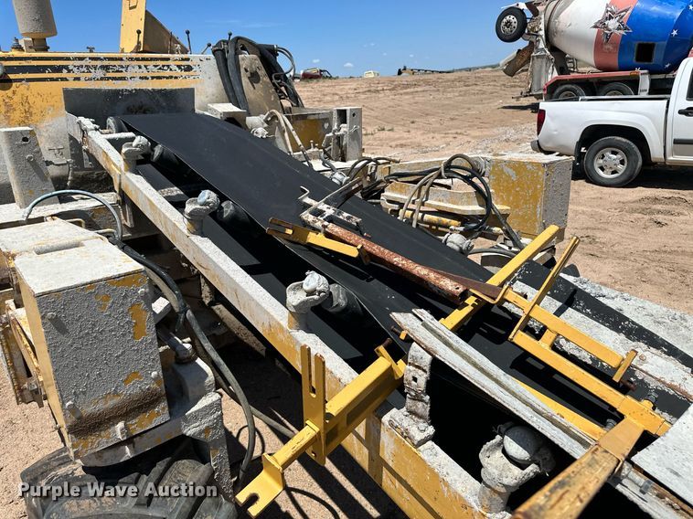 image for item NY9041 Easi-pour  curb machine